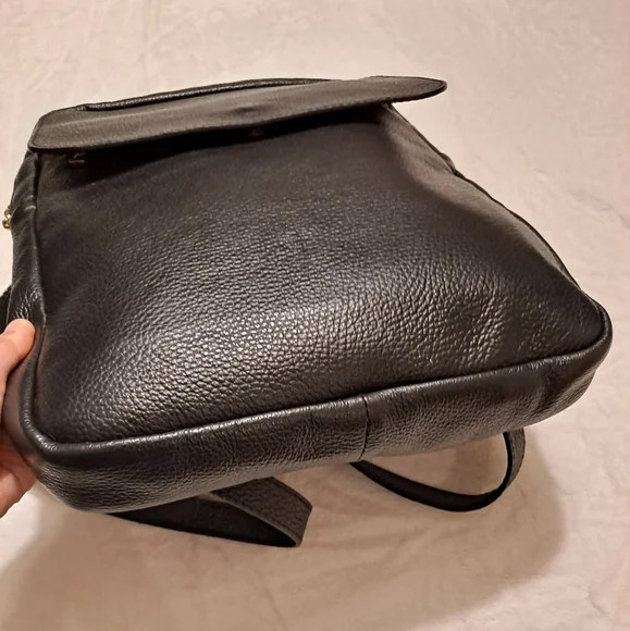 Scuola del Cuoio Firenze Timeless Black Leather Backpack Goldtone Hardware TL Bag Soft Italian Leather Backpack - L main image 4